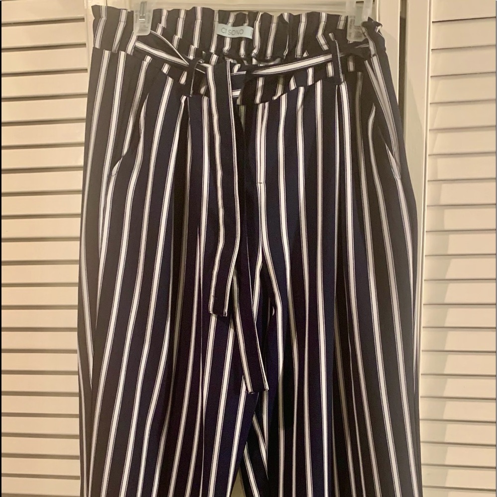Wide leg stripped pants